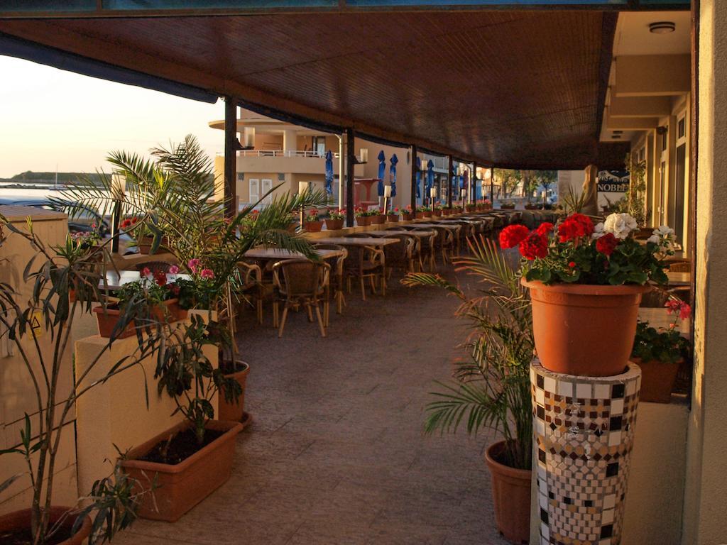 Hotel Dacia Sud Mamaia Exterior foto